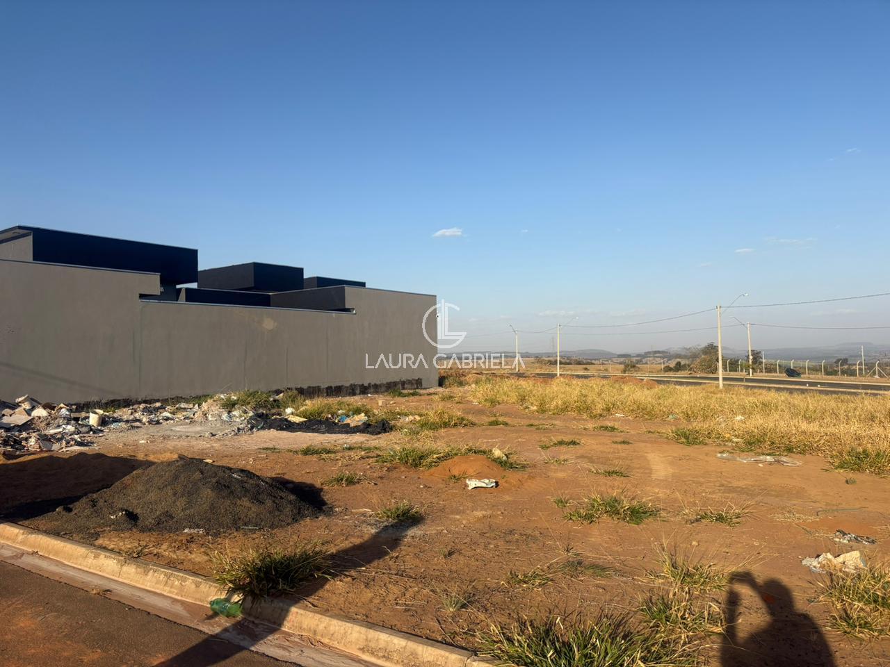 Terreno à venda - Parque dos Coqueiros, Franca/SP
